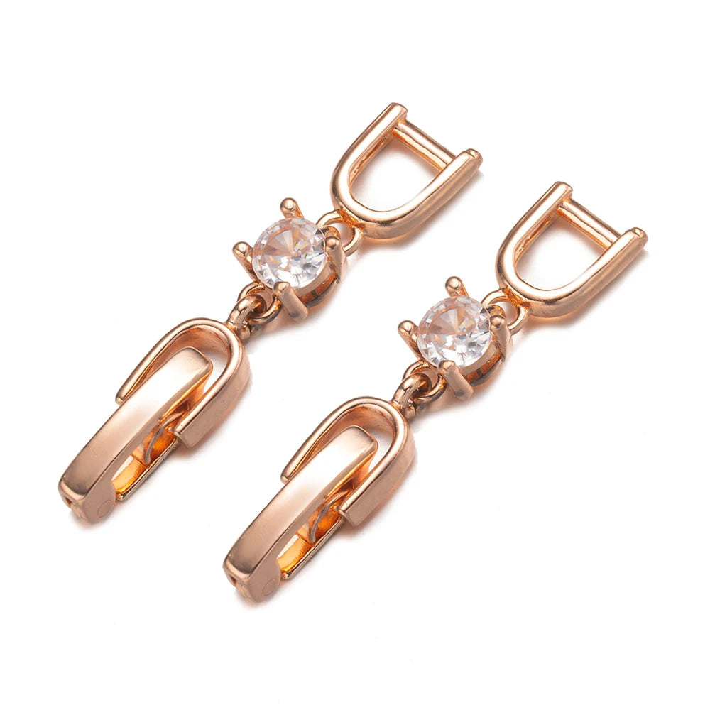 Set of 5 Geometric Clasps With a modern and sophisticated design, these geometric clasps are ideal for complementing elegant and stylish looks.